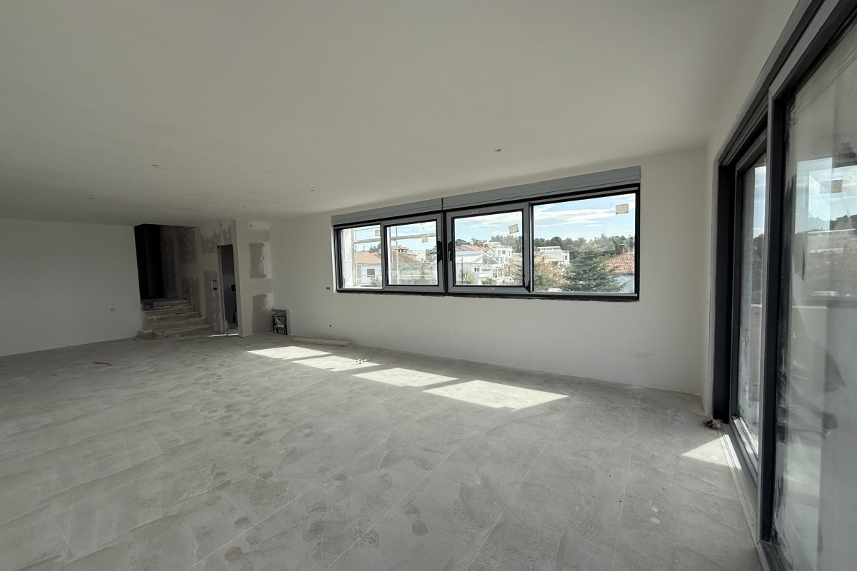 Attico di lusso con piscina sul tetto