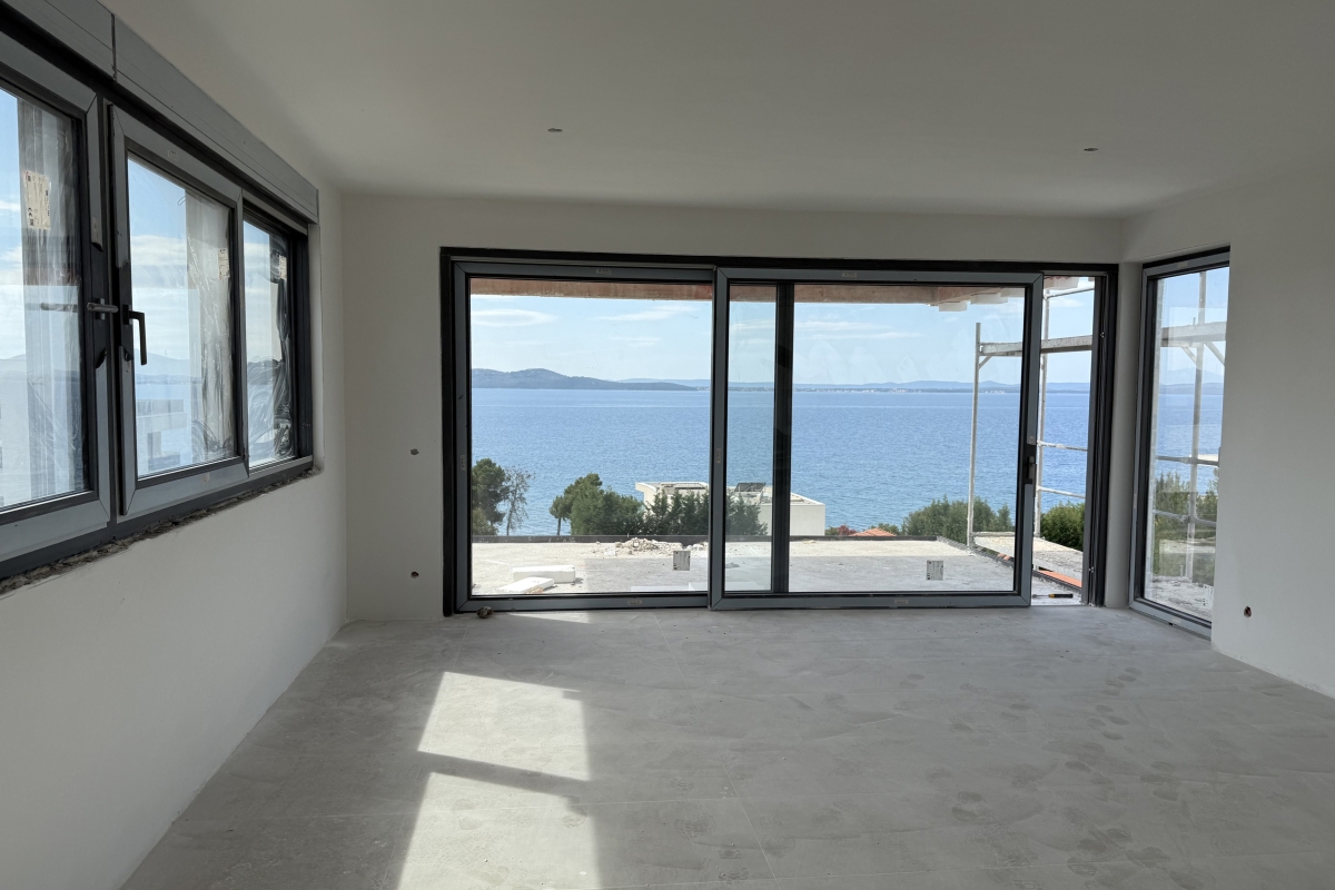 Attico di lusso con piscina sul tetto