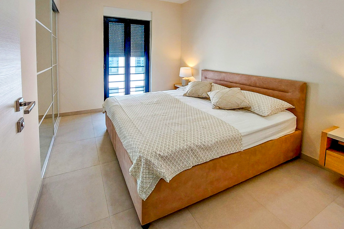 Villa di lusso con 4 appartamenti e vista mare