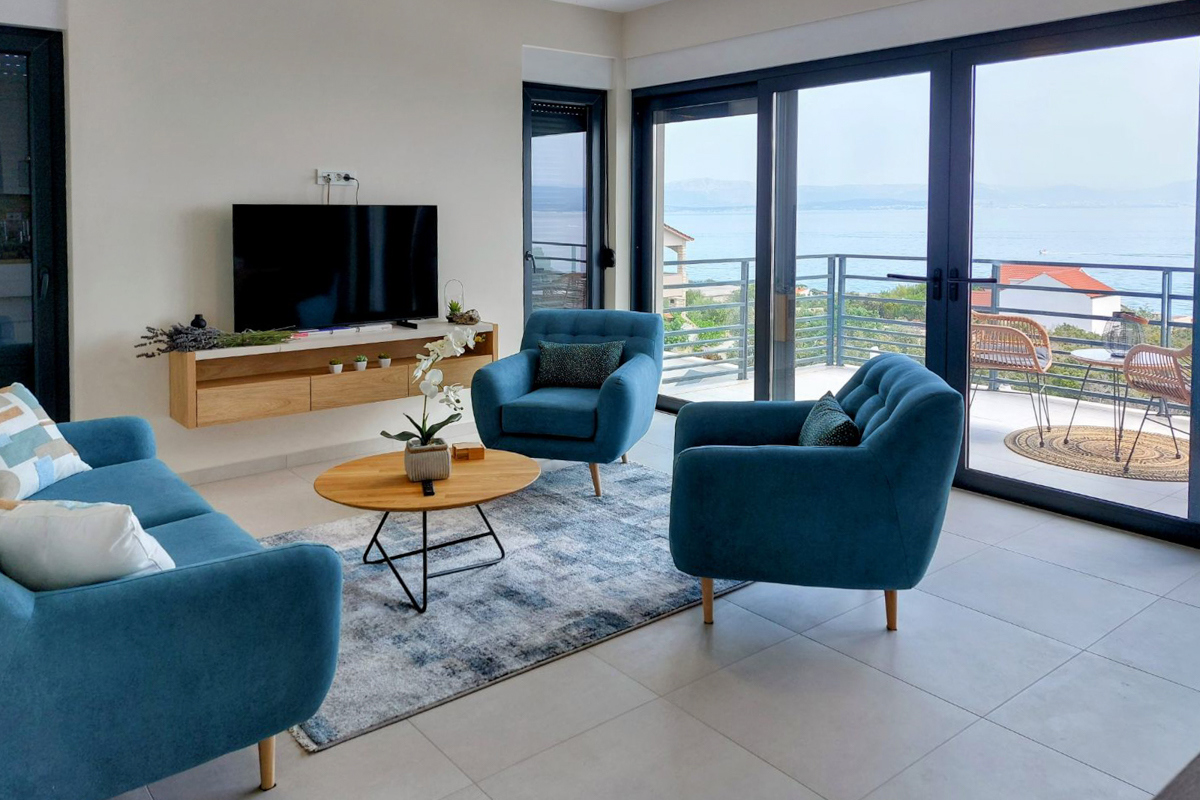 Villa di lusso con 4 appartamenti e vista mare