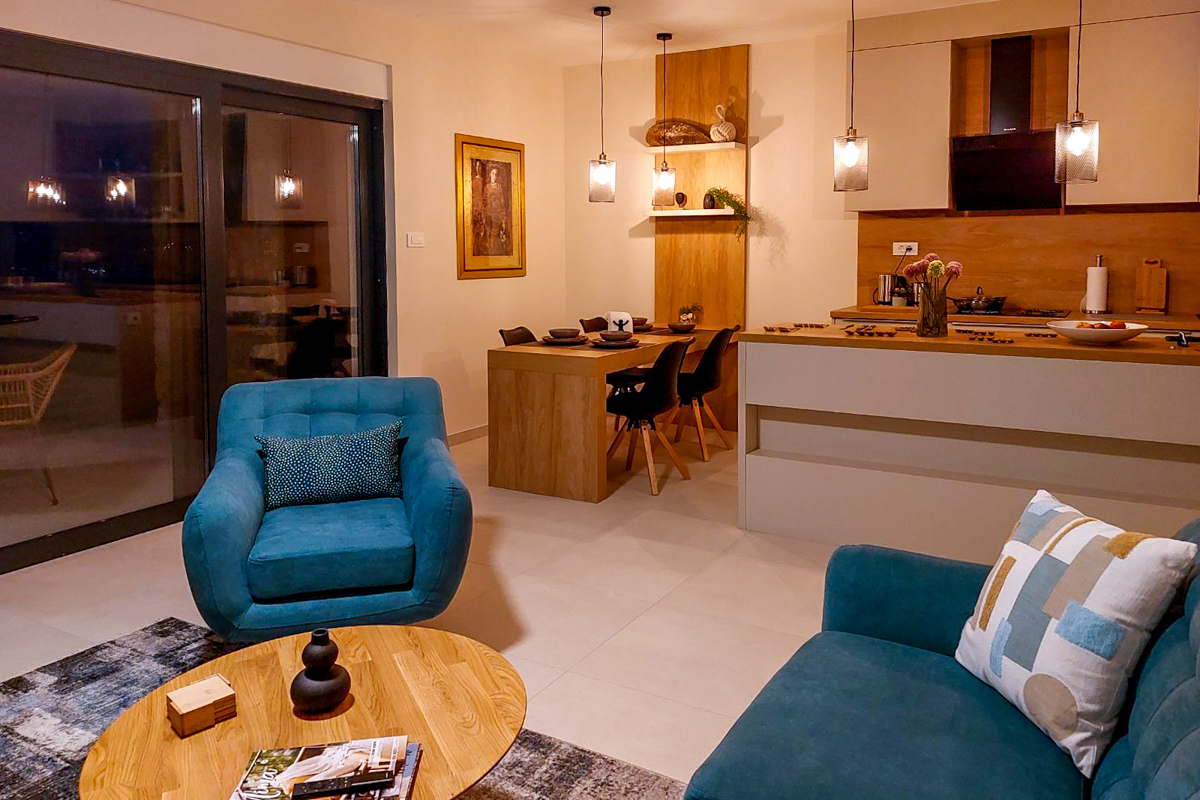 Villa di lusso con 4 appartamenti e vista mare