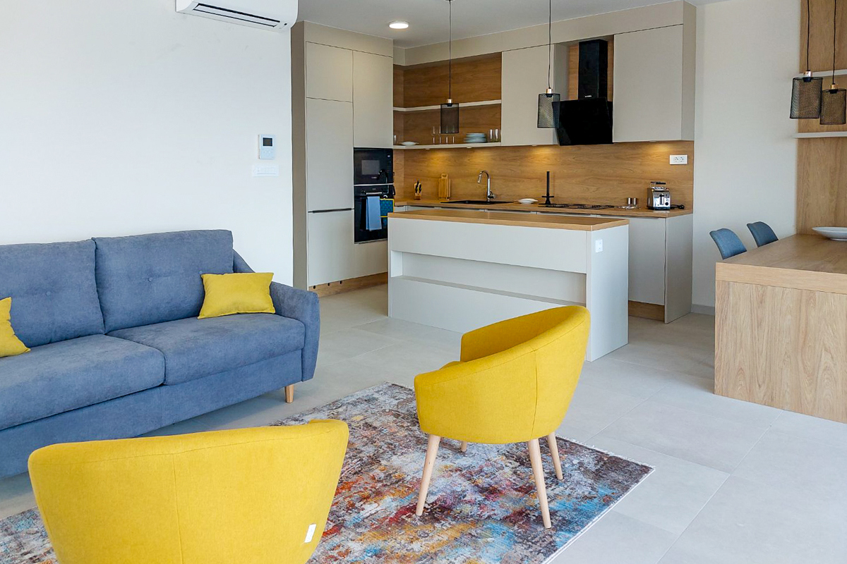 Villa di lusso con 4 appartamenti e vista mare