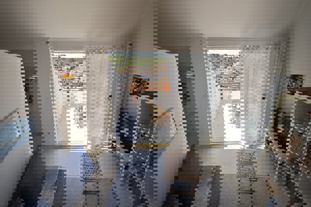 Monolocale con vista mare