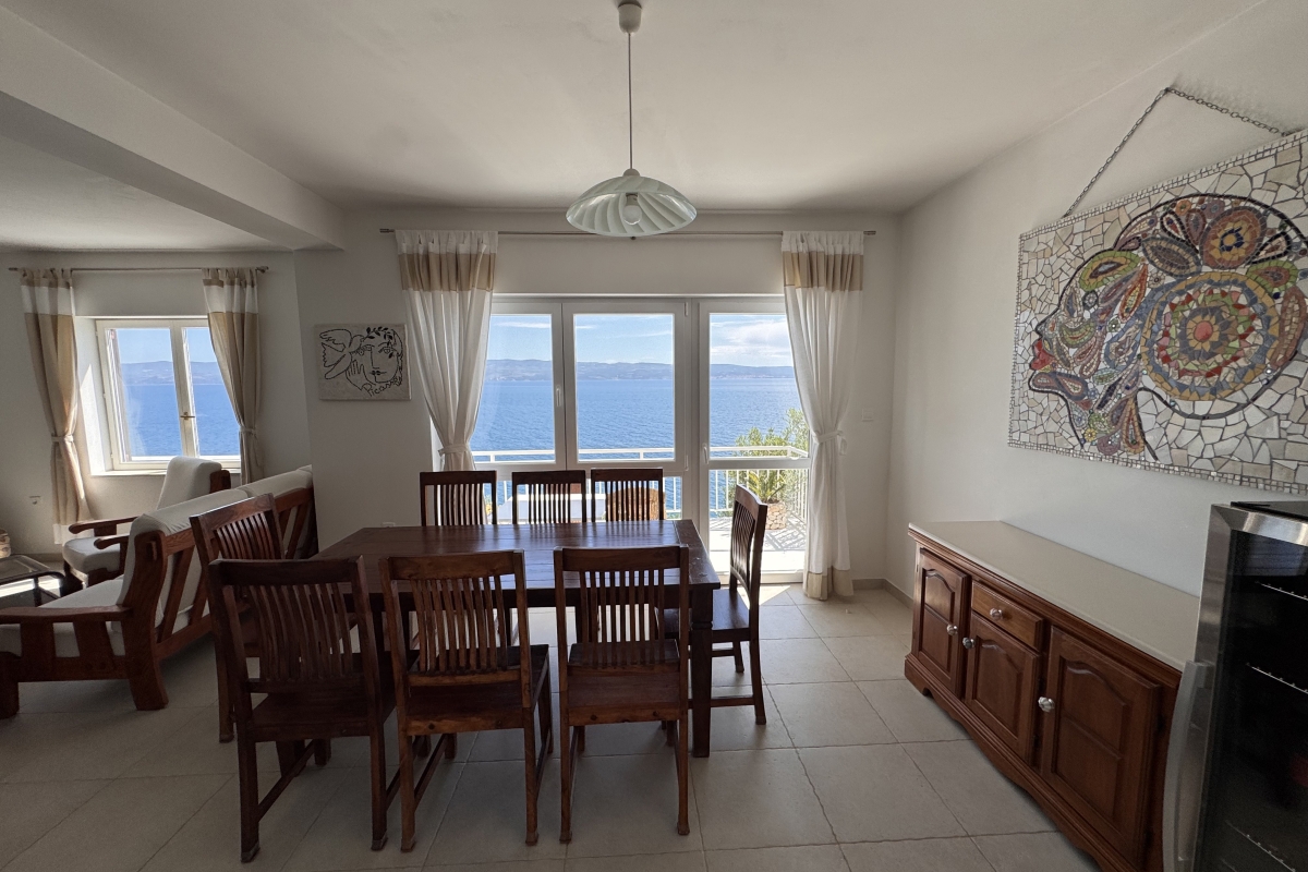 Affascinante casa con vista sul mare e sulle isole