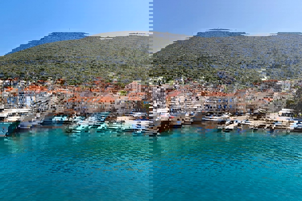 Terreno edificabile con vista mare