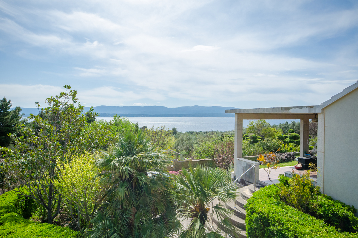 Proprietà eccezionale con vista mare