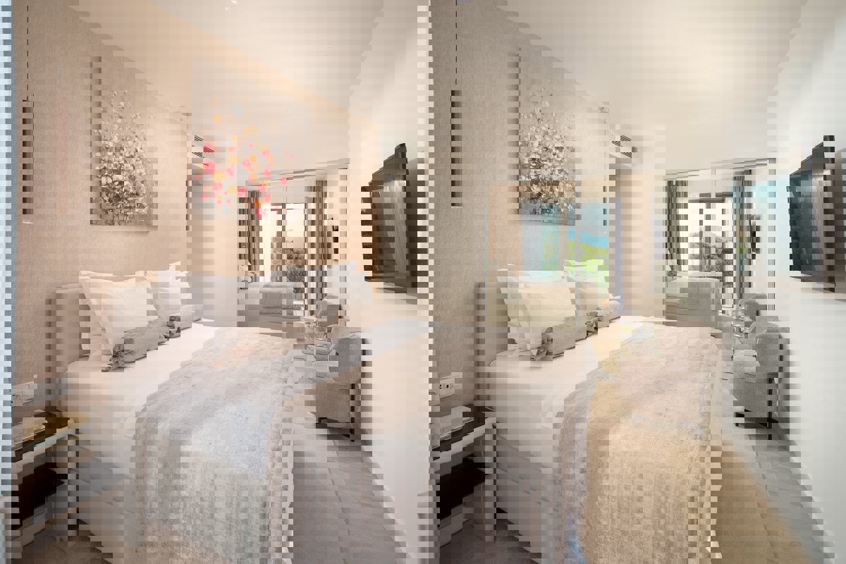 Elegante villa con piscina e vista mare