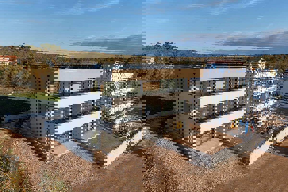 Attico con vista panoramica e terrazza sul tetto