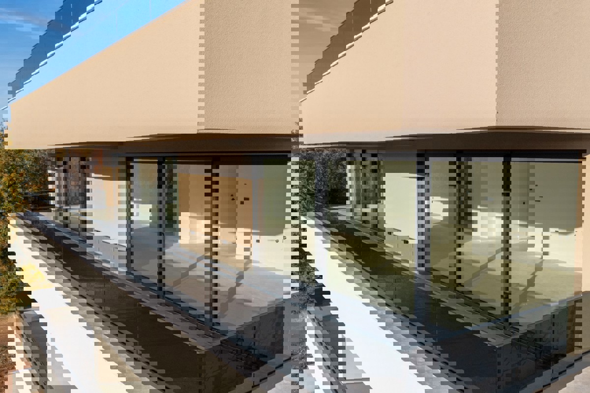 Attico con vista panoramica e terrazza sul tetto