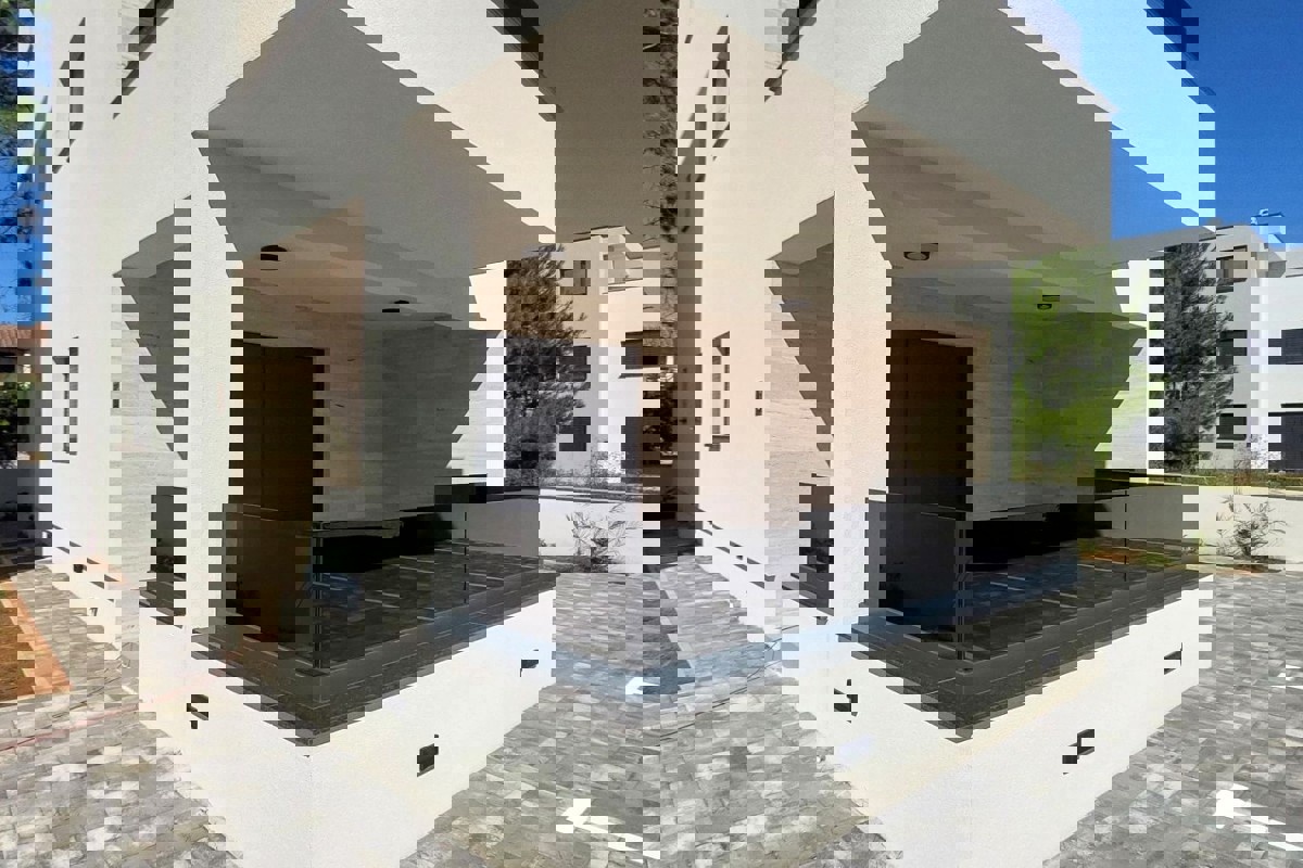 Lussuoso appartamento con due camere da letto in centro