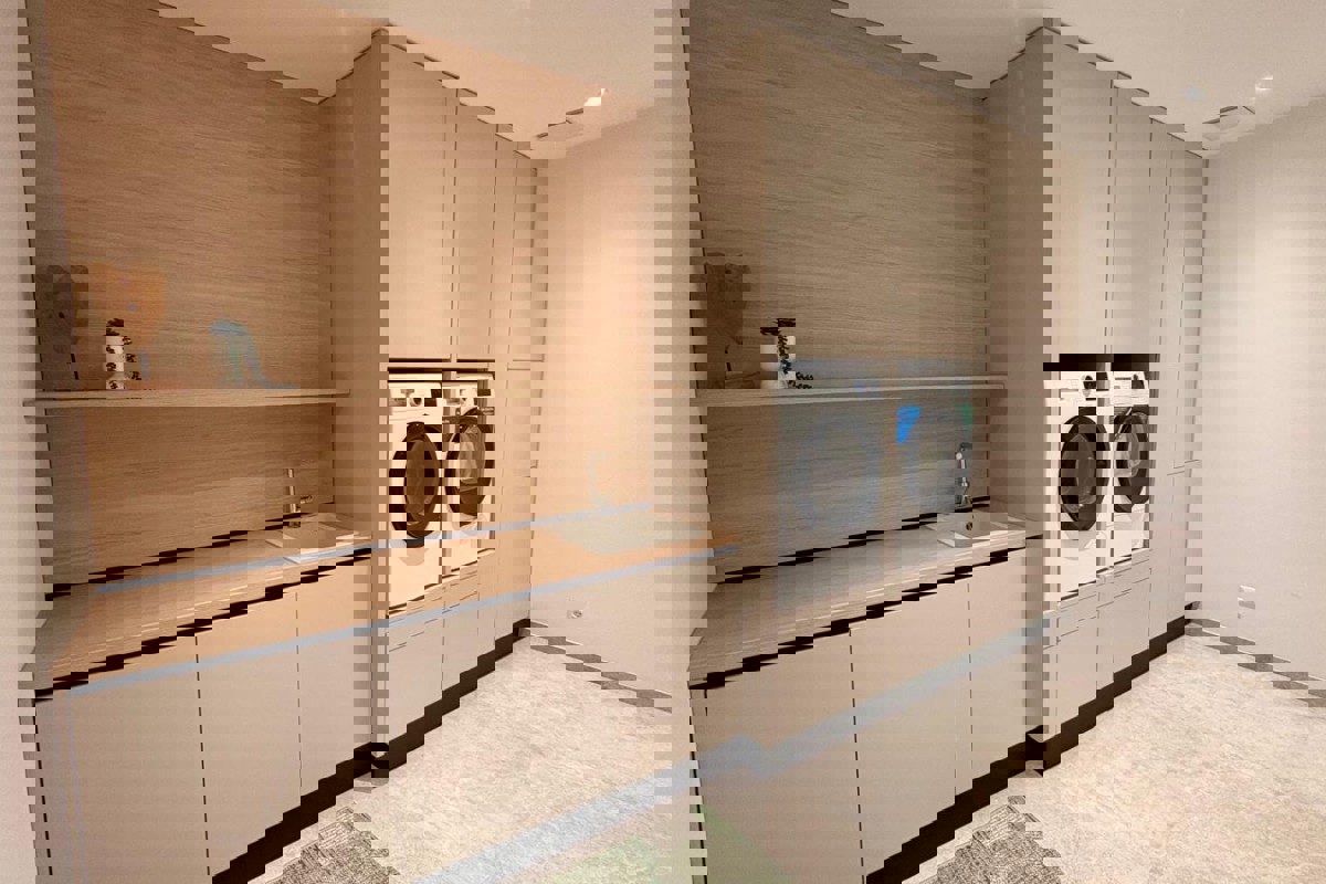 Villa con piscina e vista mare