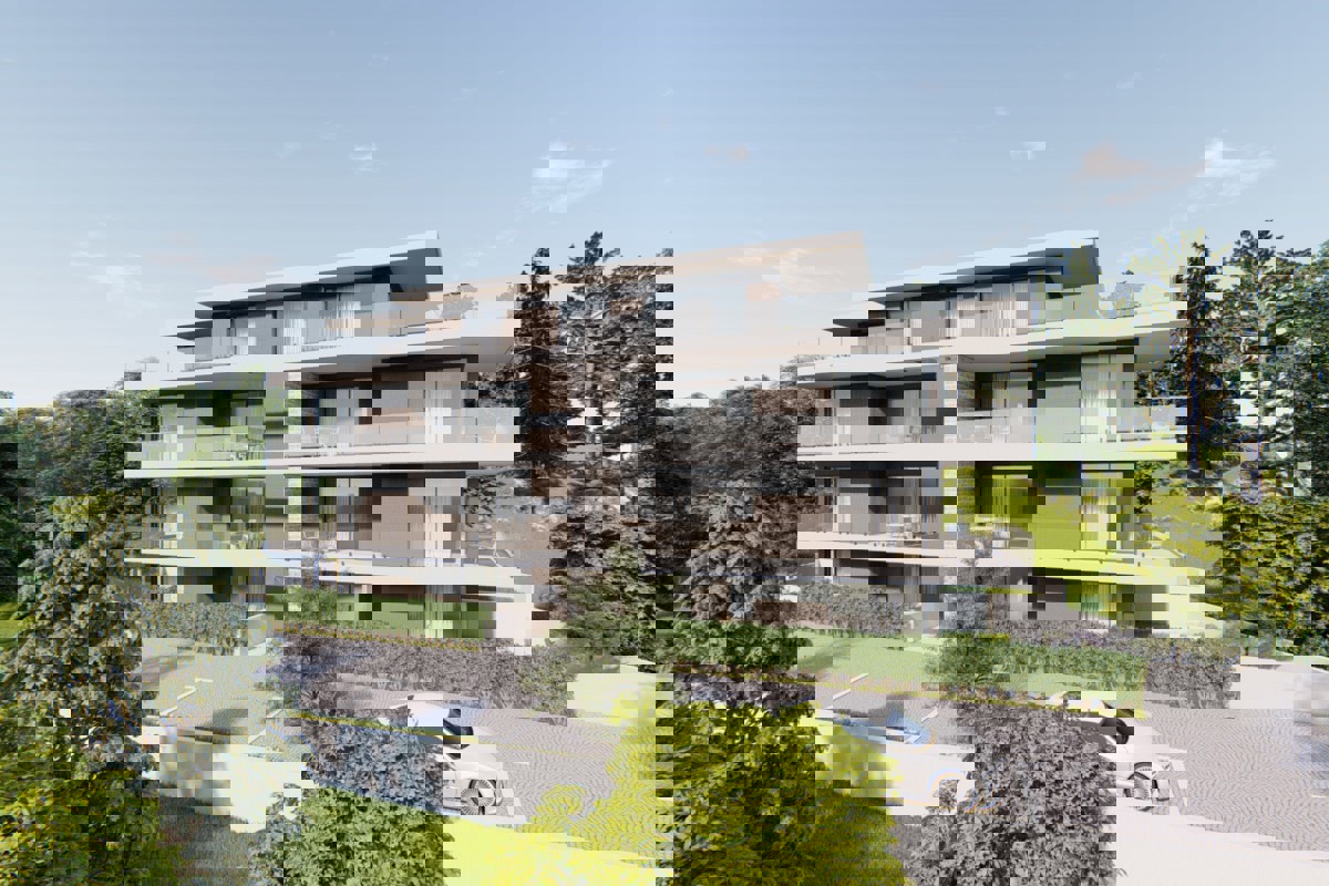 Appartamento con due camere da letto e giardino vicino al mare