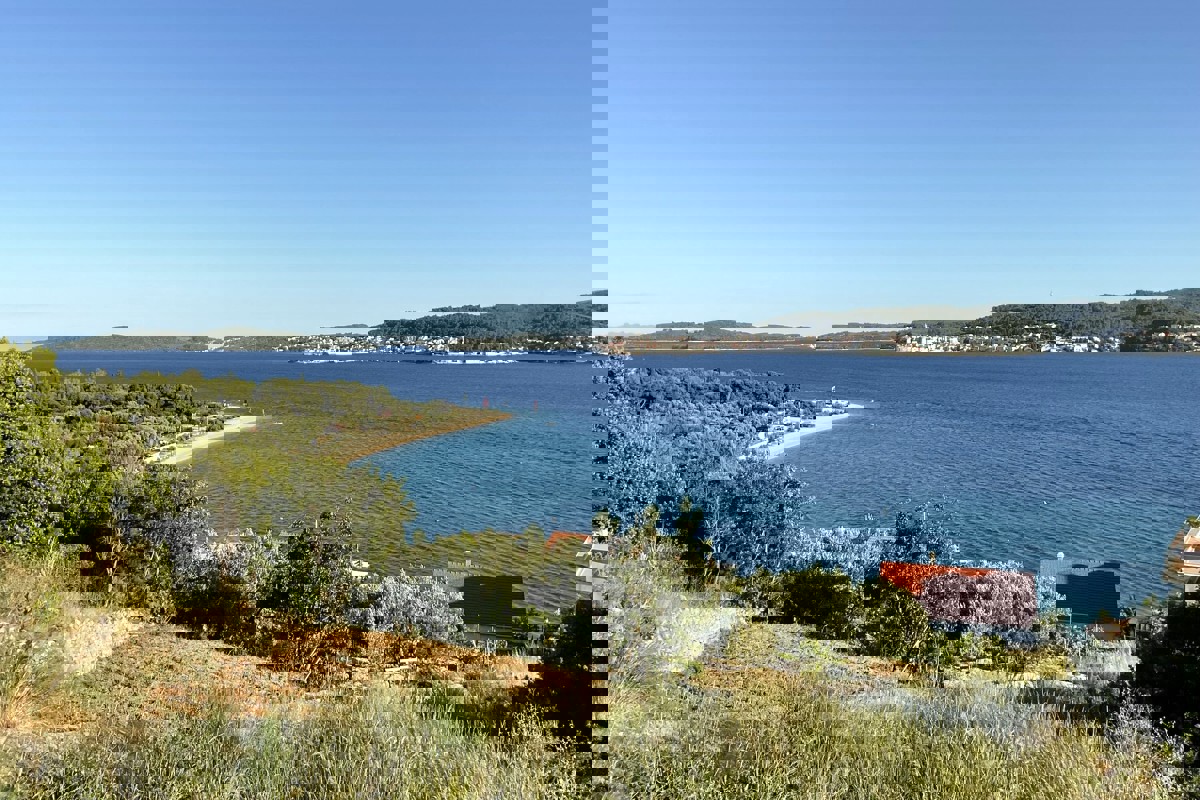 Terreno edificabile con vista mare