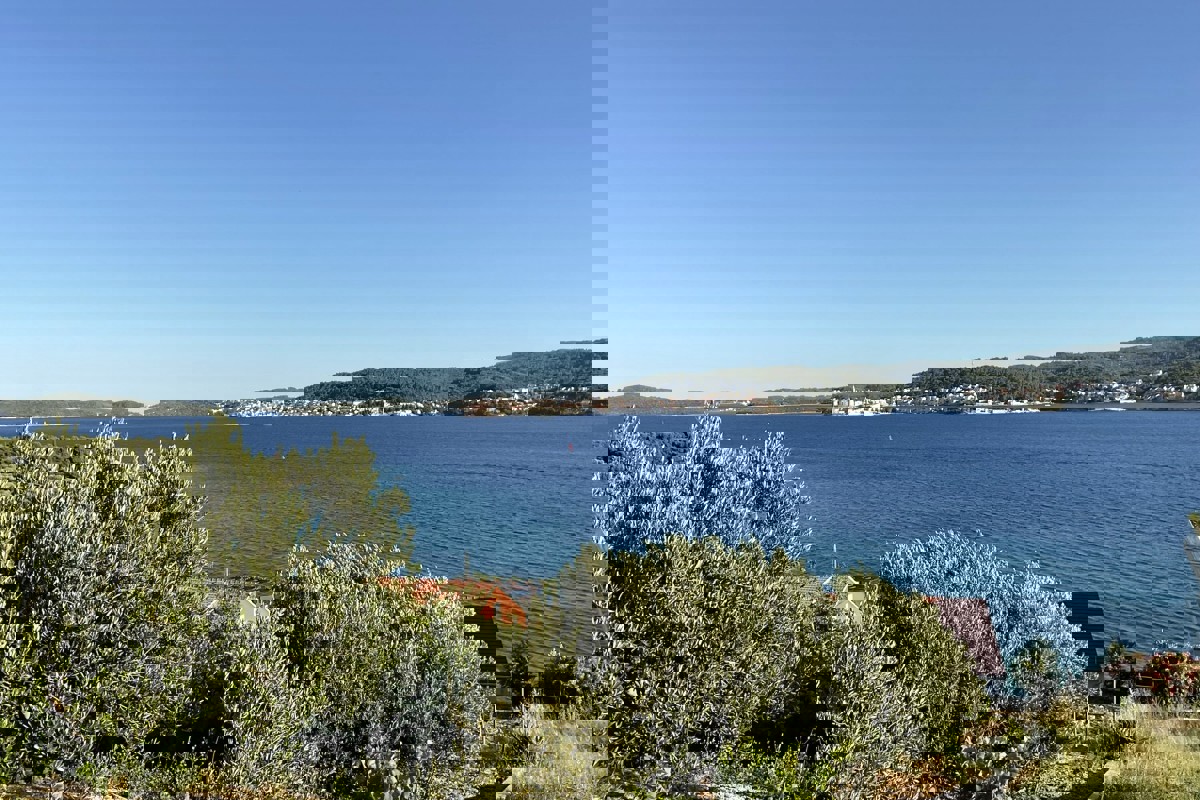 Terreno edificabile con vista mare