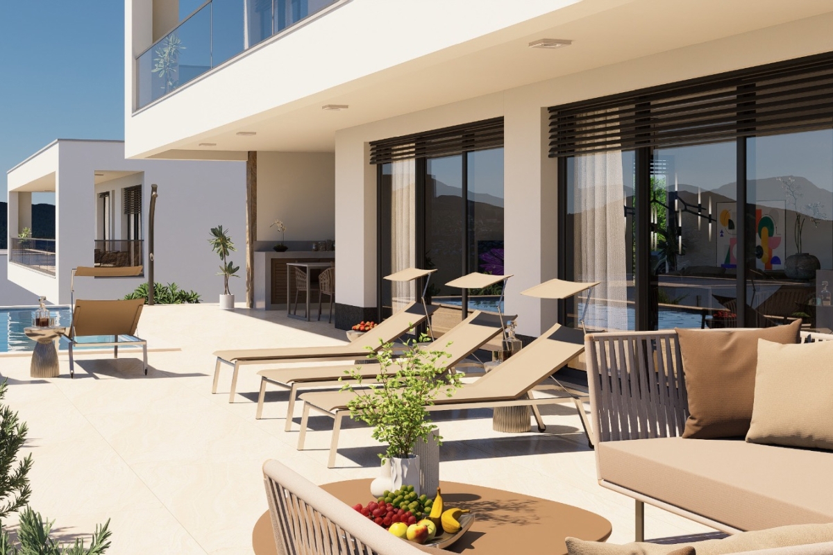 Grazioso terreno edificabile con permesso e vista mare