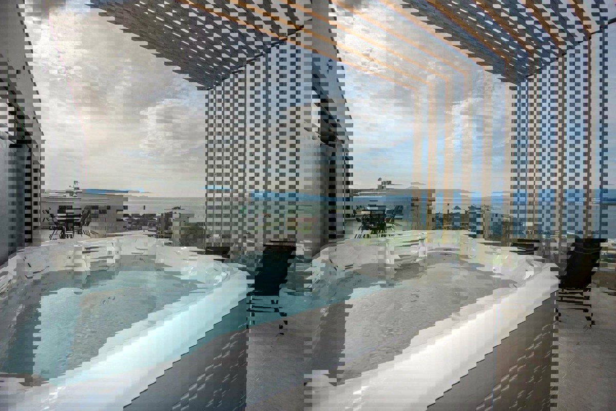 Attico di lusso vicino al mare