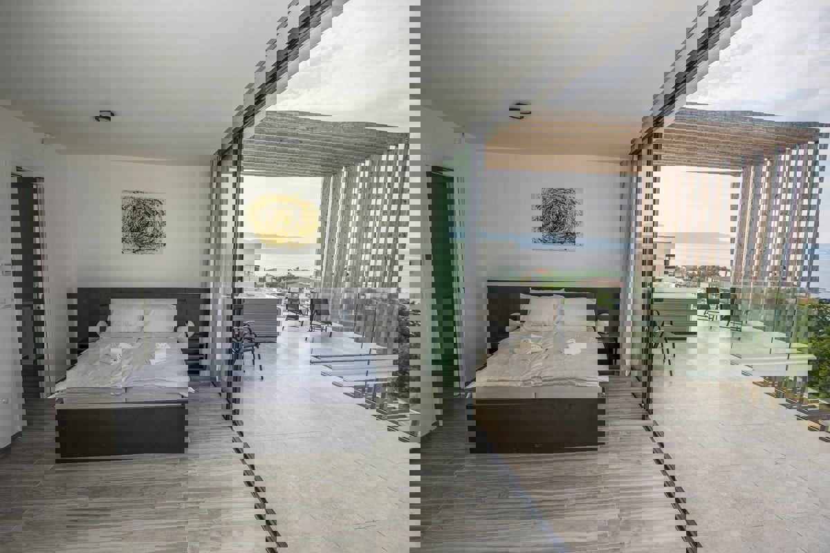 Attico di lusso vicino al mare