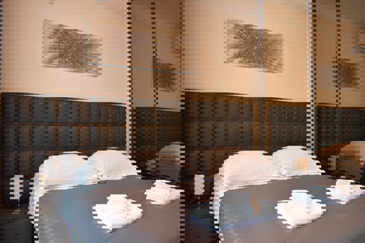 Villa di lusso con piscina