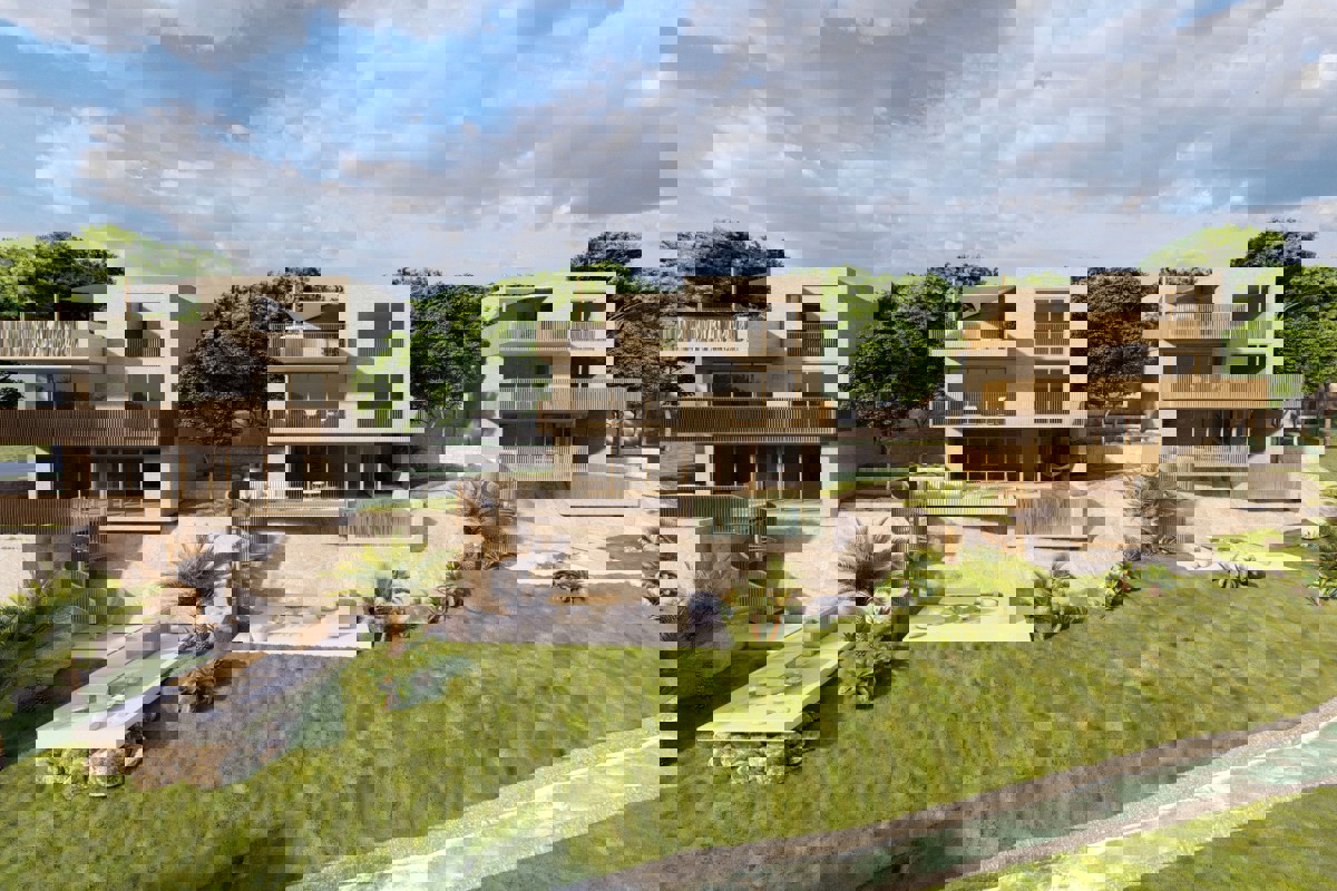 Terreno con progetto per tre ville moderne con vista