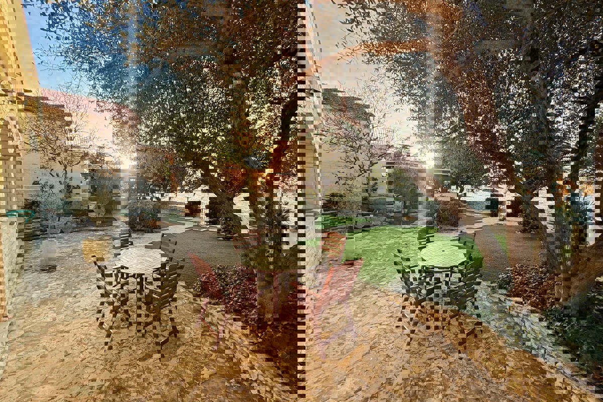 Palazzina in prima fila sul mare