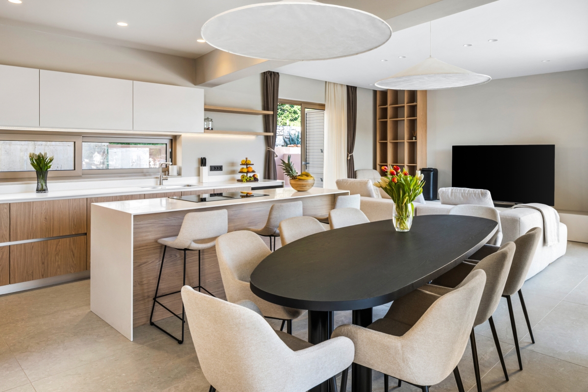 Villa moderna con vista mare