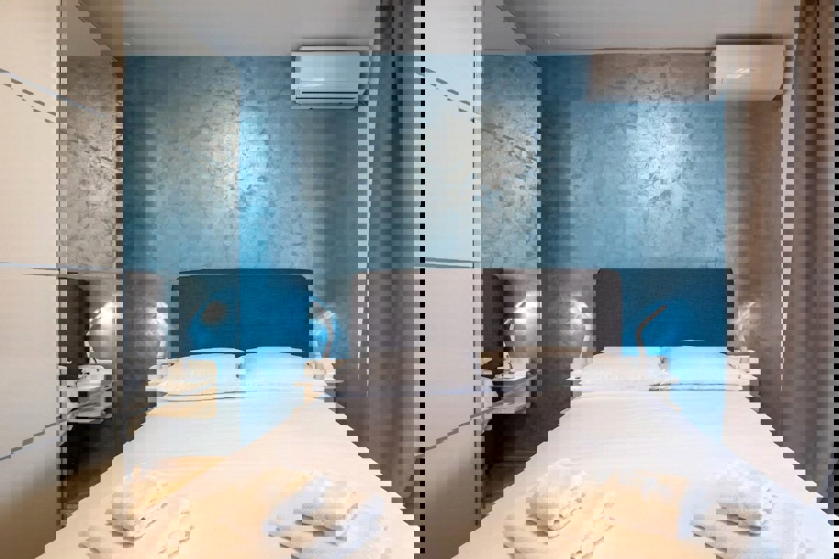 Appartamento arredato con tre camere da letto in posizione privilegiata