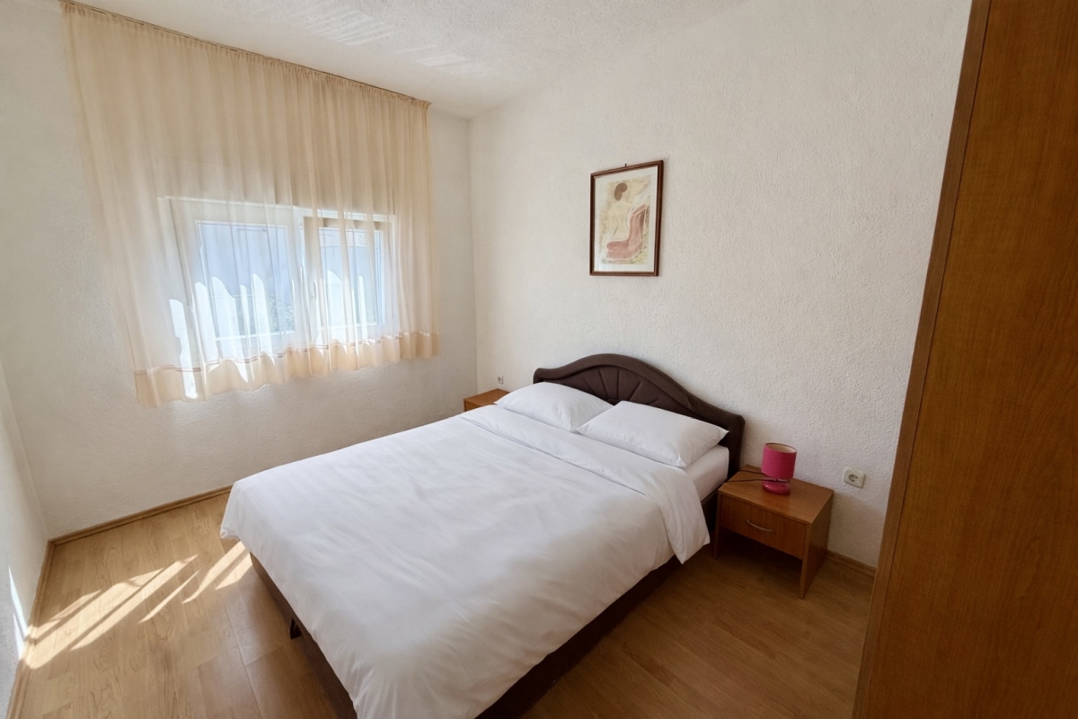 Casa indipendente vicino al mare con due appartamenti e un'eccellente opportunità di investimento