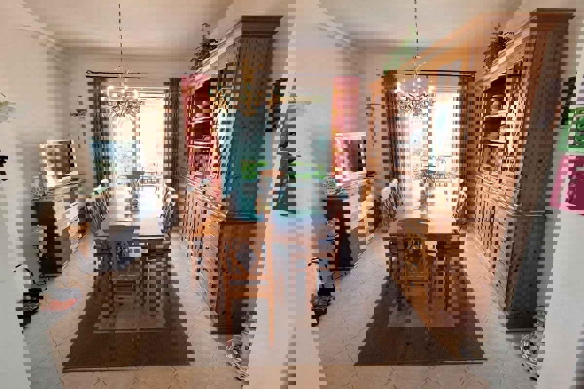 Casa bifamiliare con vista mare