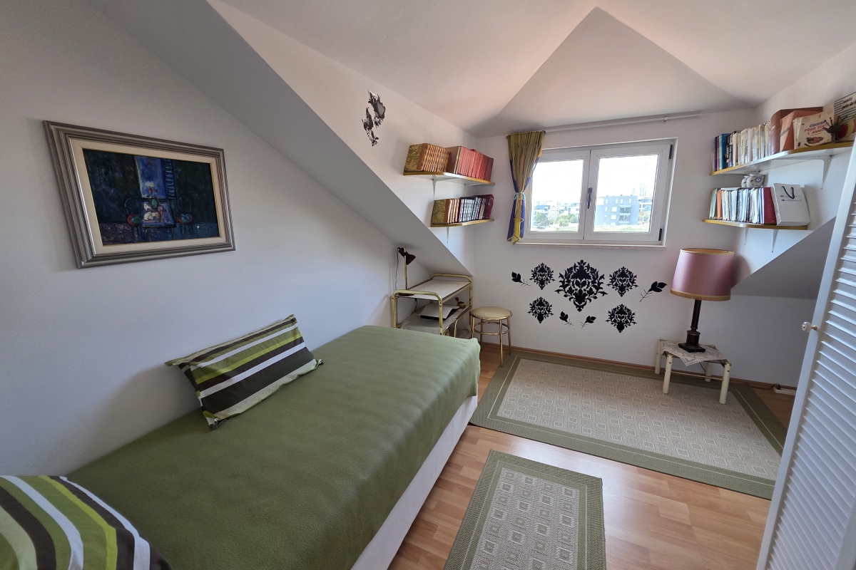 Appartamento con due camere da letto a Žnjan con vista panoramica sul mare