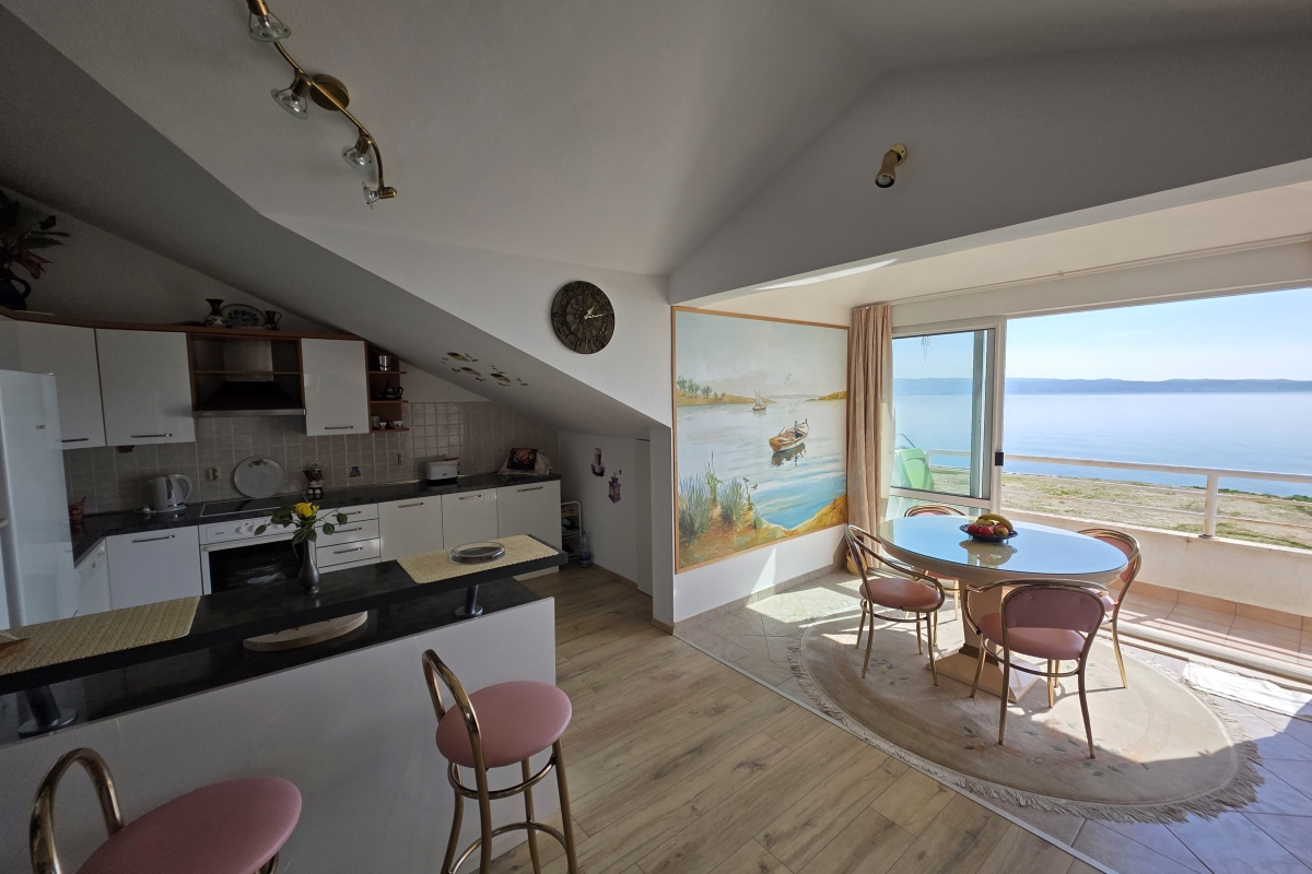 Appartamento con due camere da letto a Žnjan con vista panoramica sul mare
