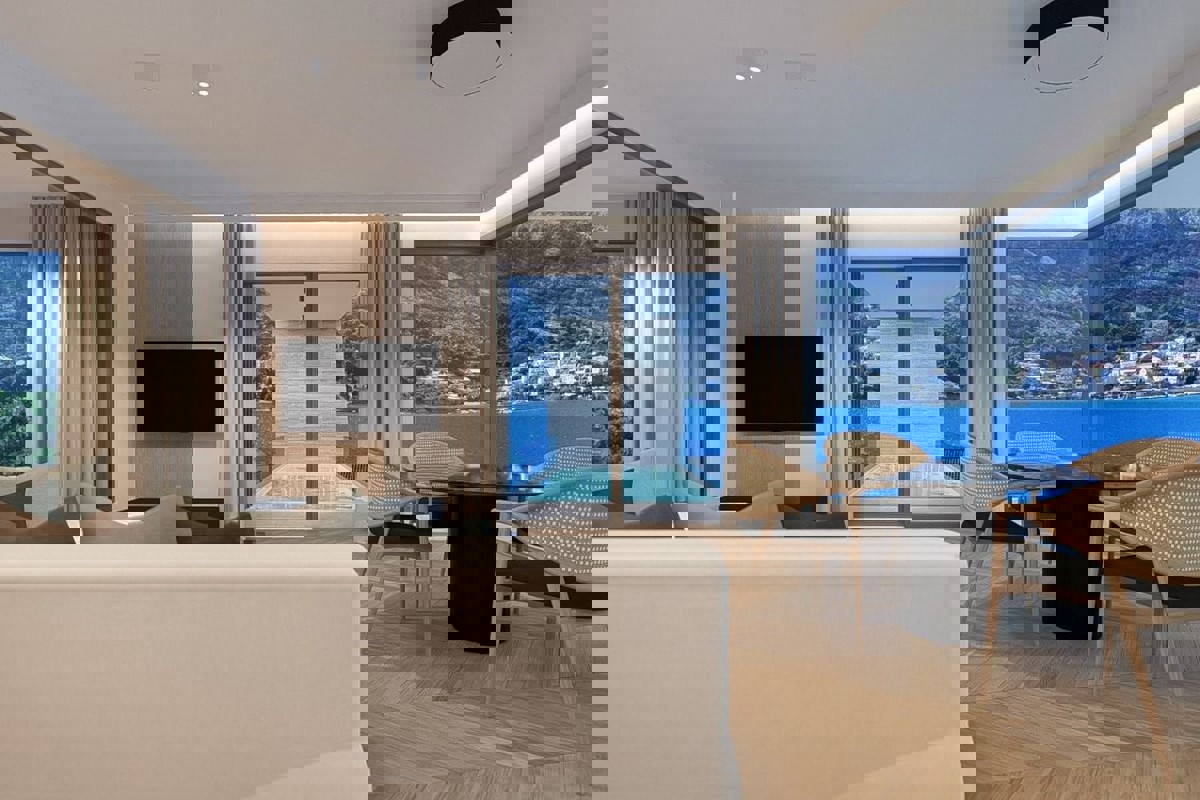 Appartamento di lusso con piscina vista mare