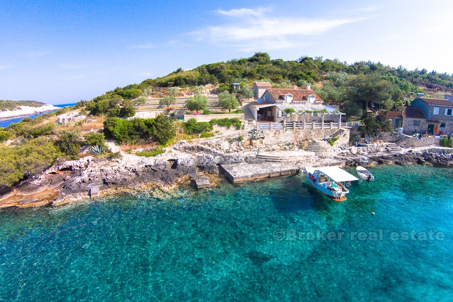 Proprietà eccezionale in vendita all'isola di Vis