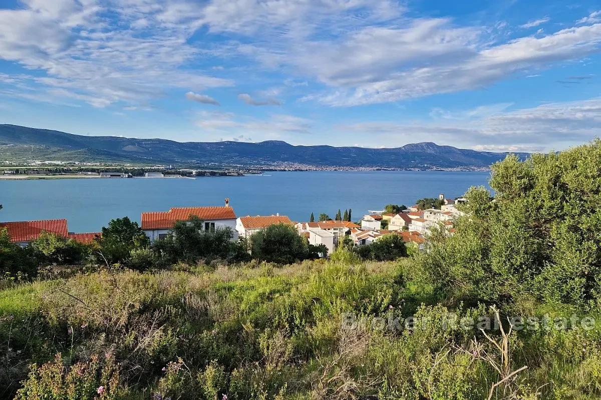 Terreno edificabile con vista sul mare