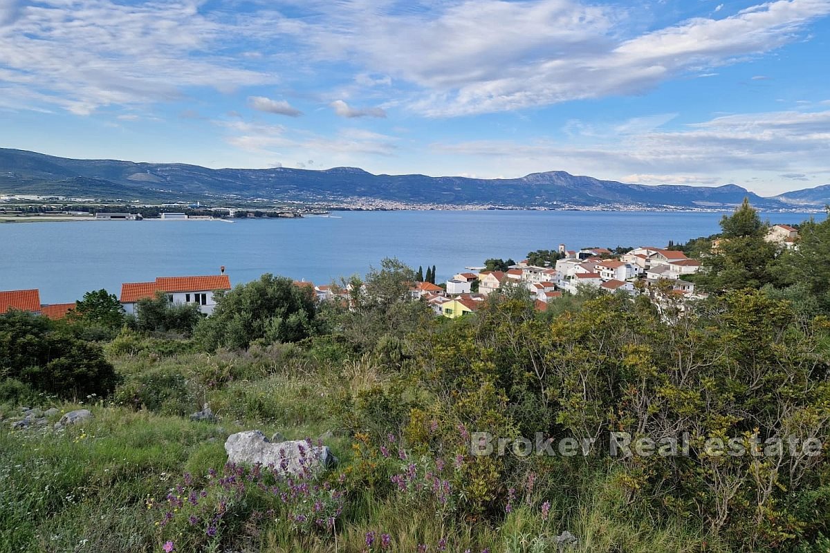 Terreno edificabile con vista sul mare