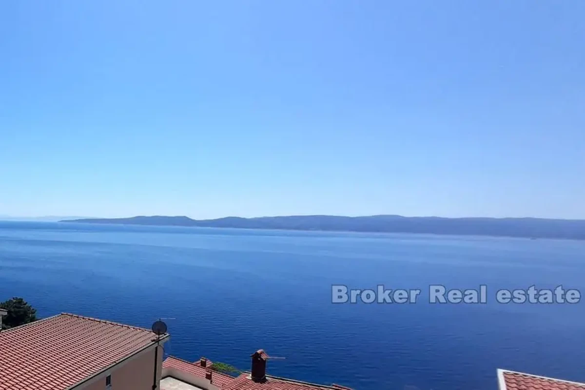 Casa bifamiliare con vista mare