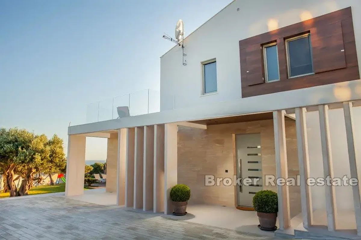 Villa di lusso con vista mare