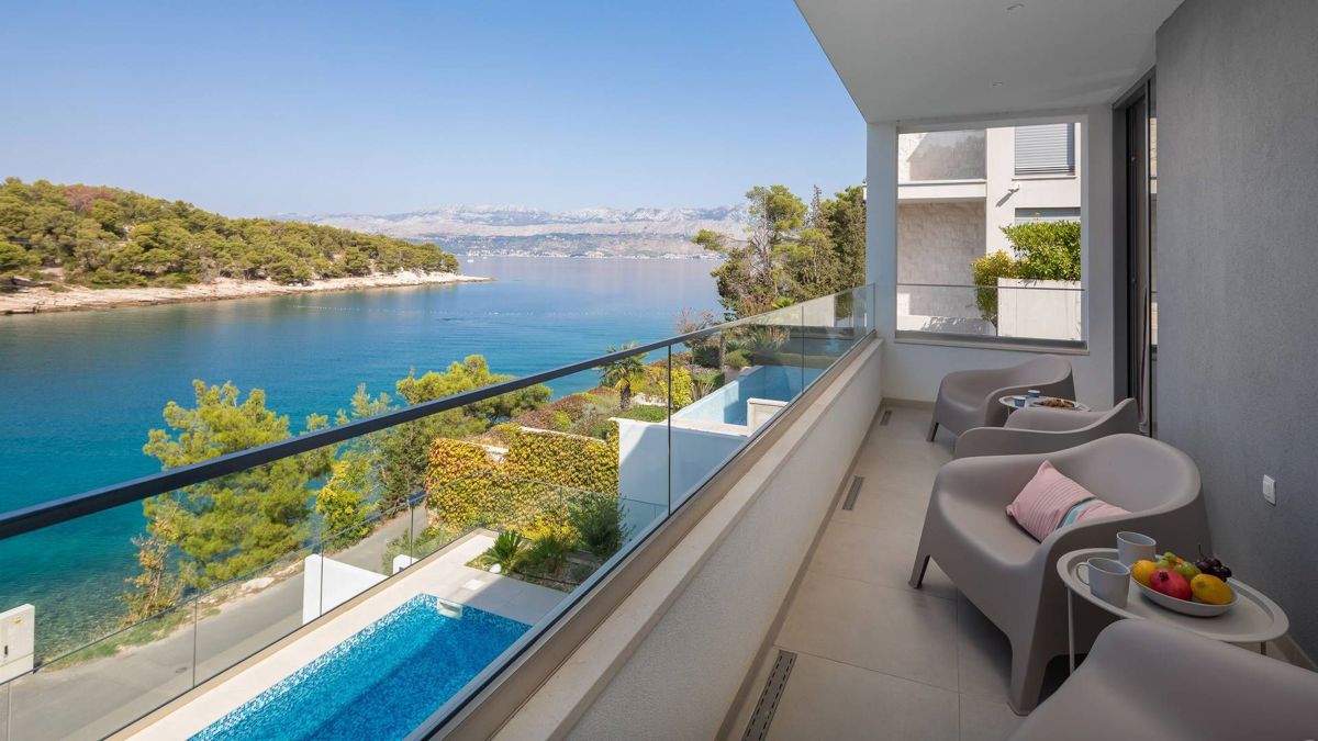 Villa di lusso in prima fila al mare