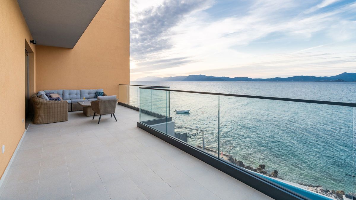Casa in prima fila al mare
