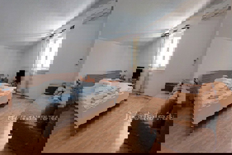 Palazzina in prima fila al mare