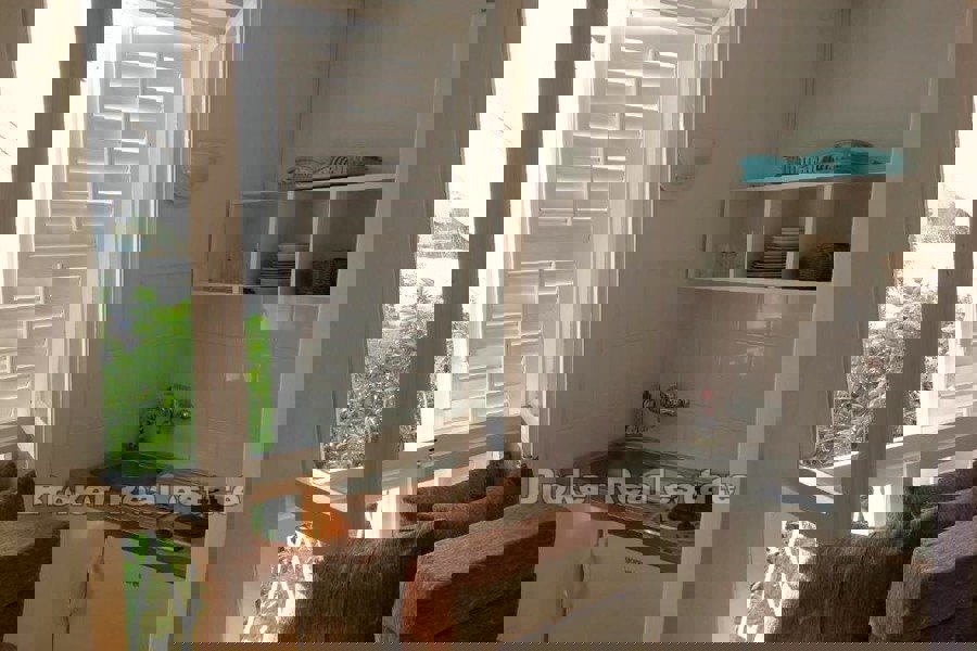 Palazzina in prima fila al mare