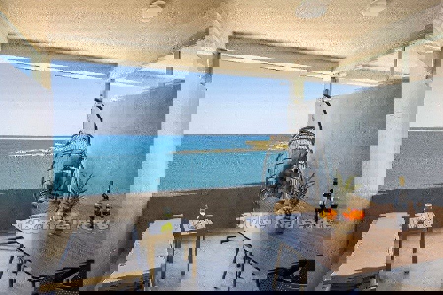 Appartamenti prima fila al mare