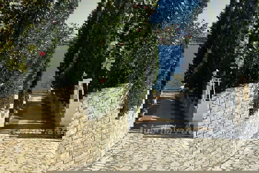 Villa in seconda fila al mare