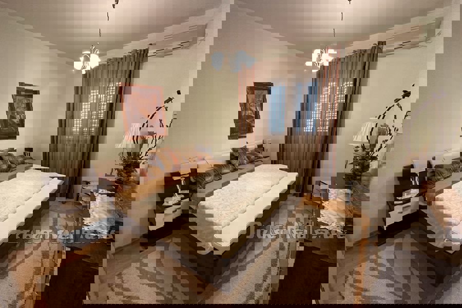 Villa in seconda fila al mare