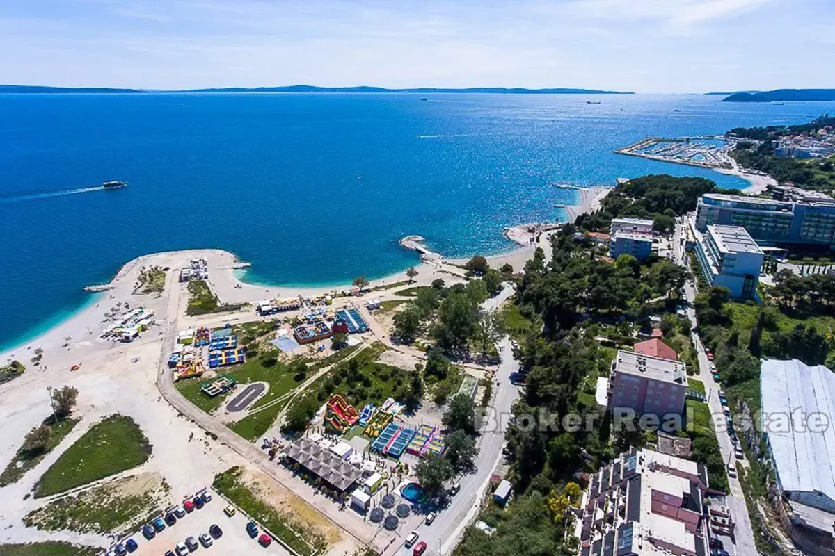 Znjan, Appartamento con due camere da letto con vista sul mare aperto