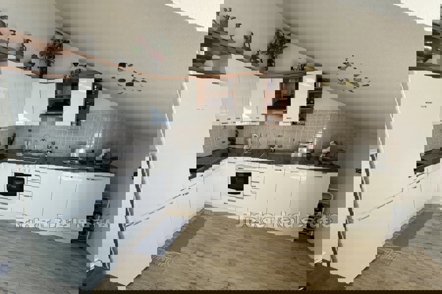 Žnjan - Appartamento con due camere da letto con vista sul mare