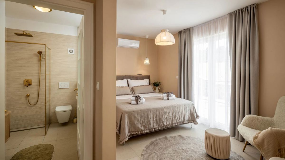 Villa di nuova costruzione con vista mare aperta