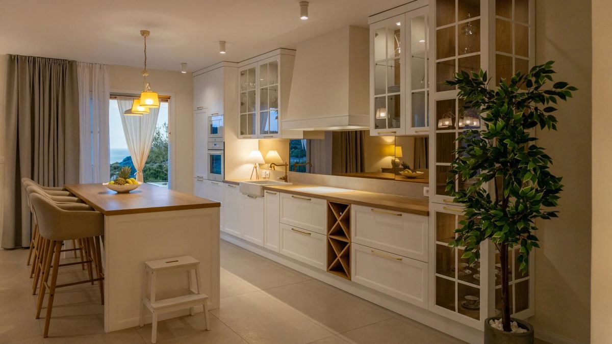 Villa di nuova costruzione con vista mare aperta