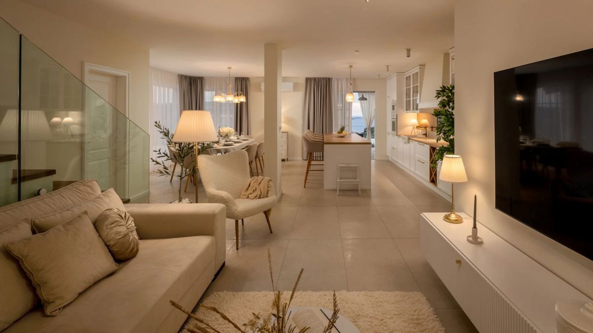 Villa di nuova costruzione con vista mare aperta