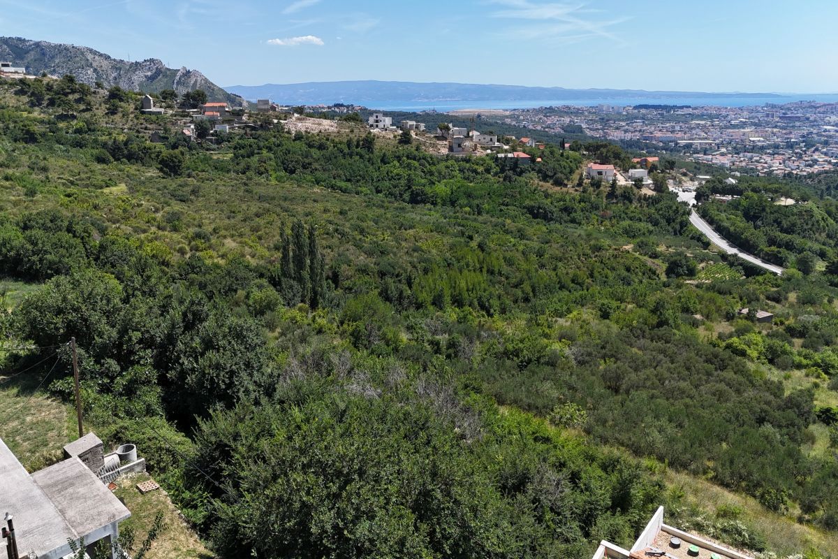 Terreno edificabile con vista panoramica
