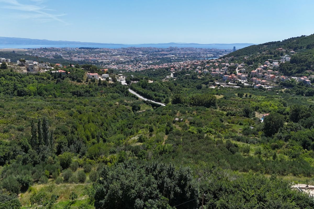 Terreno edificabile con vista panoramica